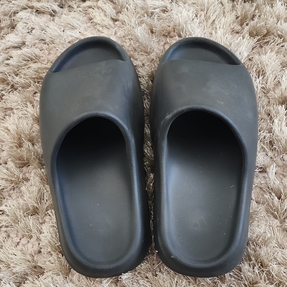 Yeezy Black Slide Sandals (Adidas)